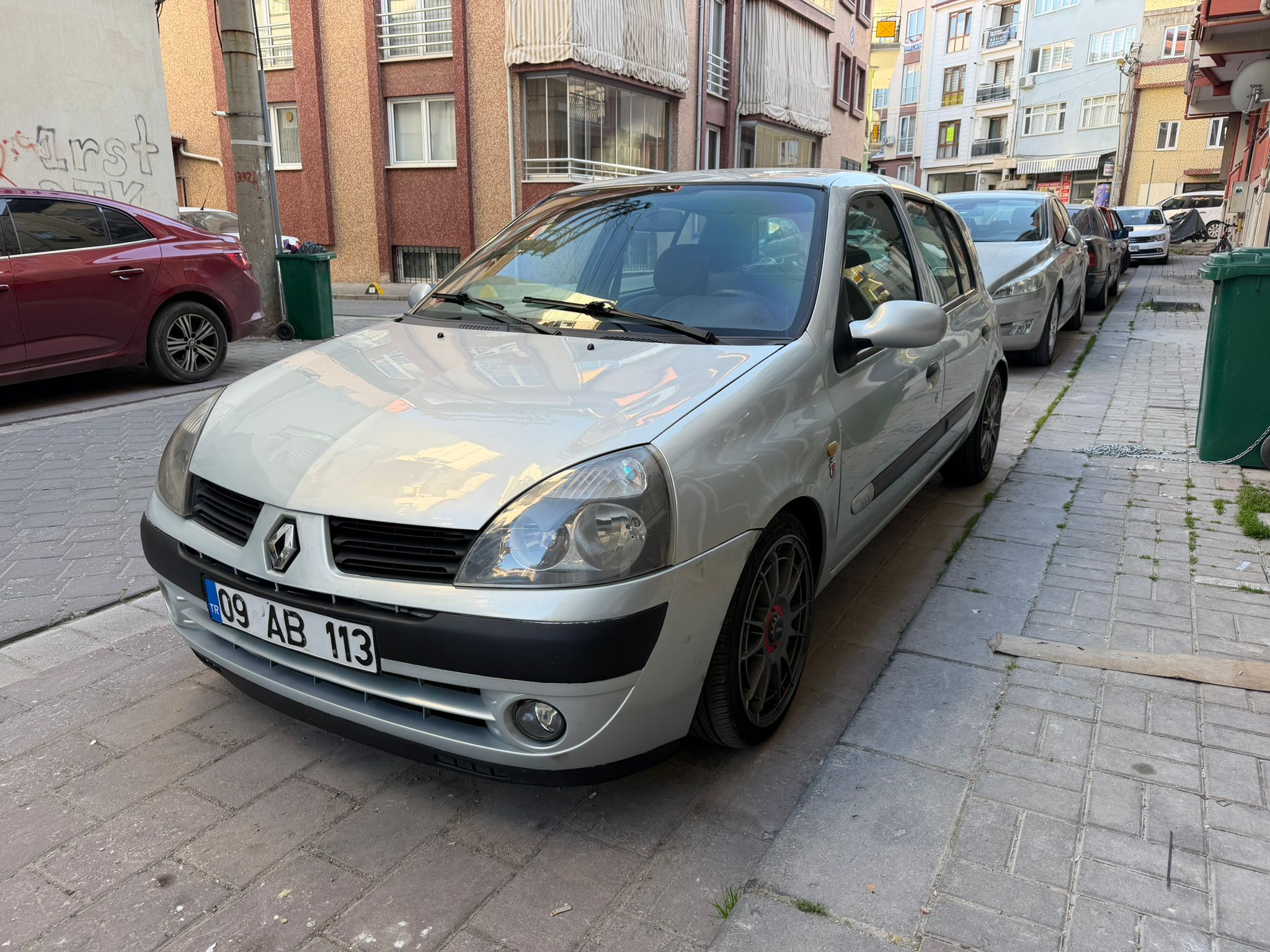 Renault Clio fotoğrafı 6