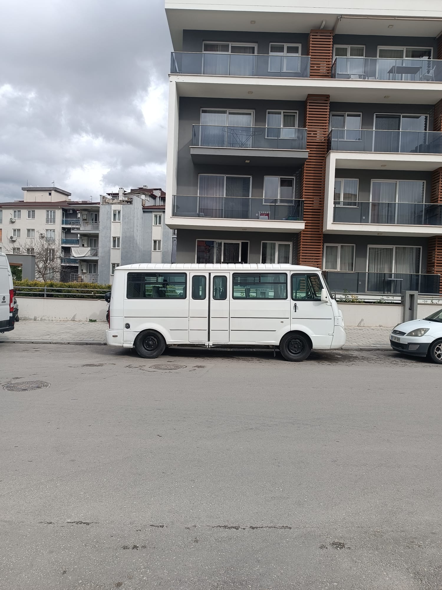 J9 otobüs fotoğrafı 5