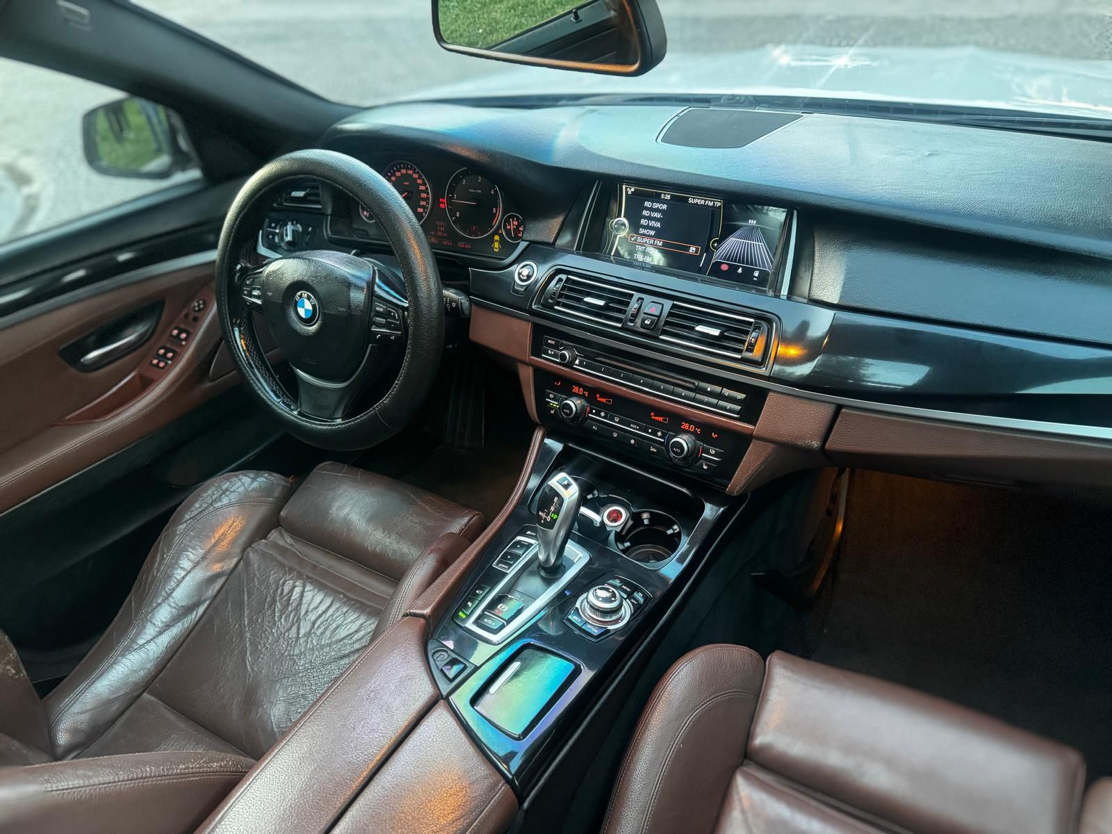 BMW 5.20 D fotoğrafı 8