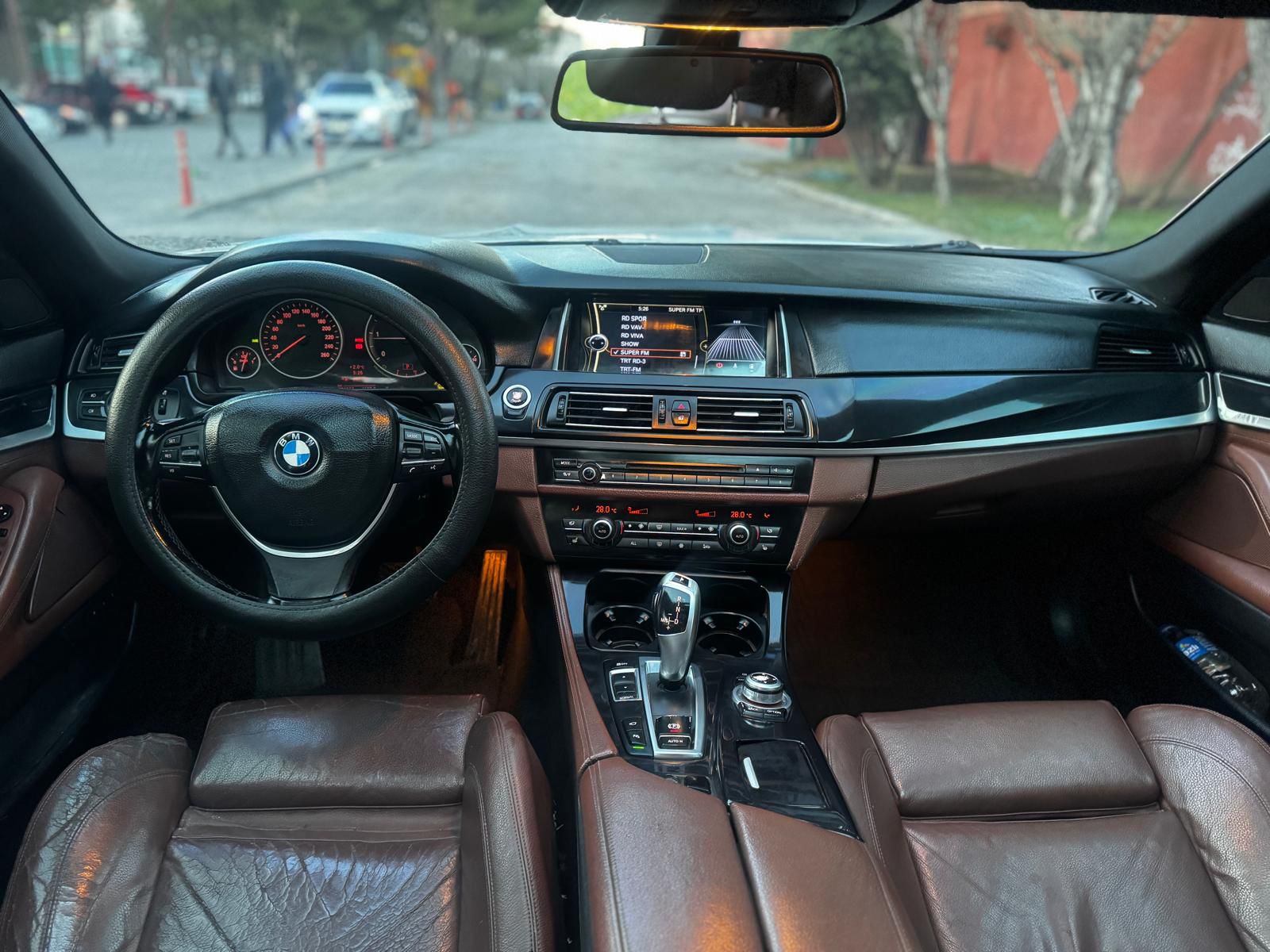 BMW 5.20 D fotoğrafı 9
