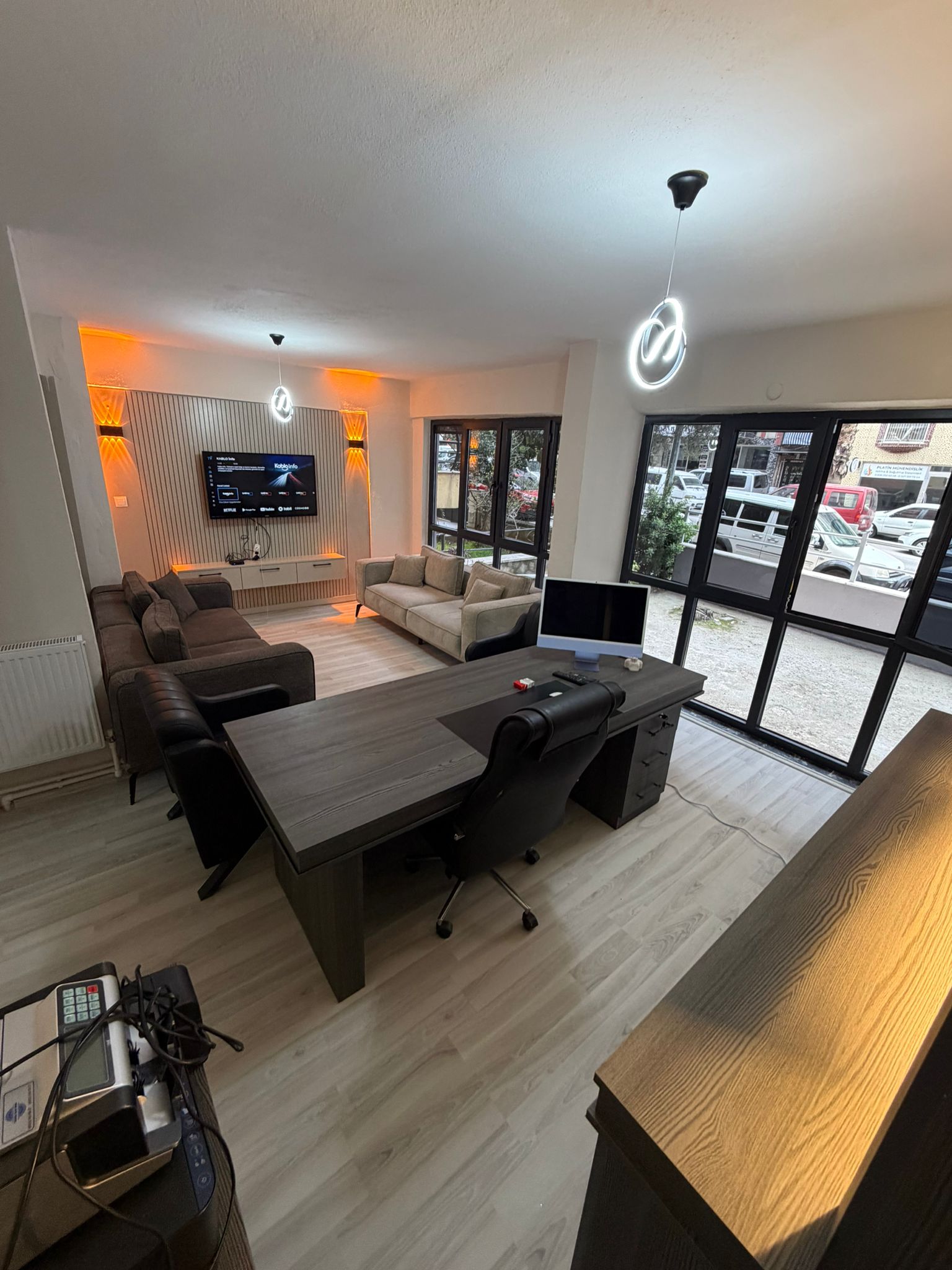 Pelitlibağ Mahallesi daire ve işyeri kapak fotoğrafı