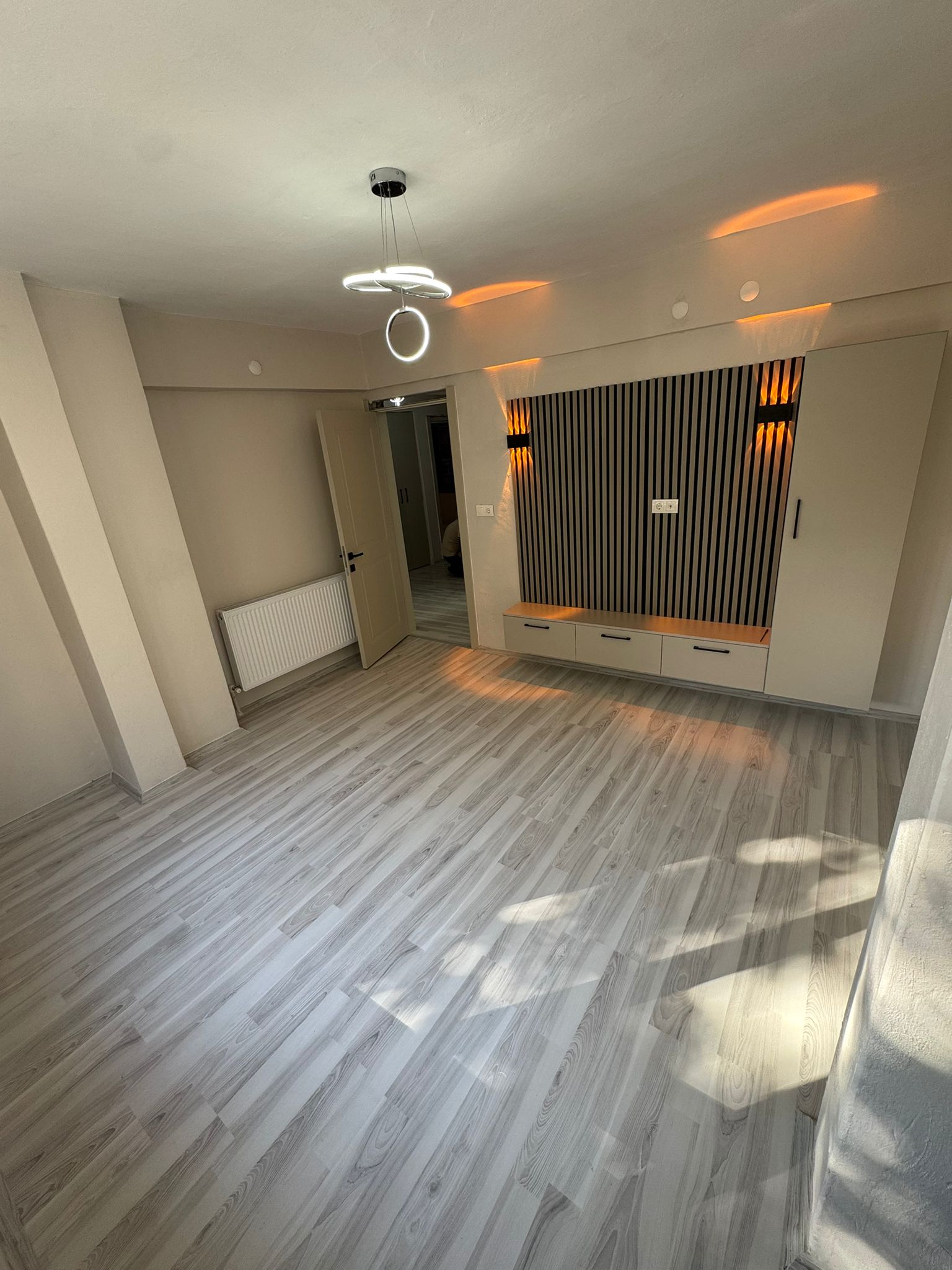 Değirmenönü Mahallesi ara kat daire kapak fotoğrafı