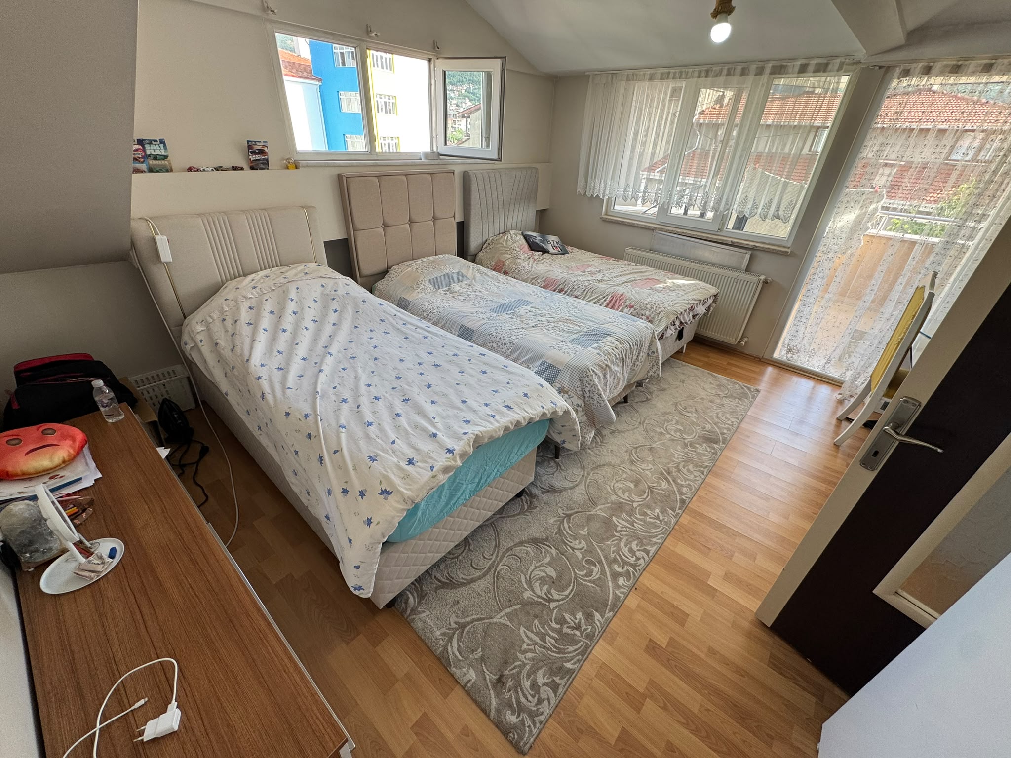 Zeytinköy Mahallesi dubleks daire merdiven ve salon fotoğrafı